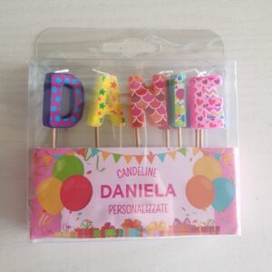 CANDELINE DI COMPLEANNO PERSONALIZZATE CON NOME "DANIELA" PER FESTE, COMPLEANNI, PARTY ED OCCASIONI SPECIALI